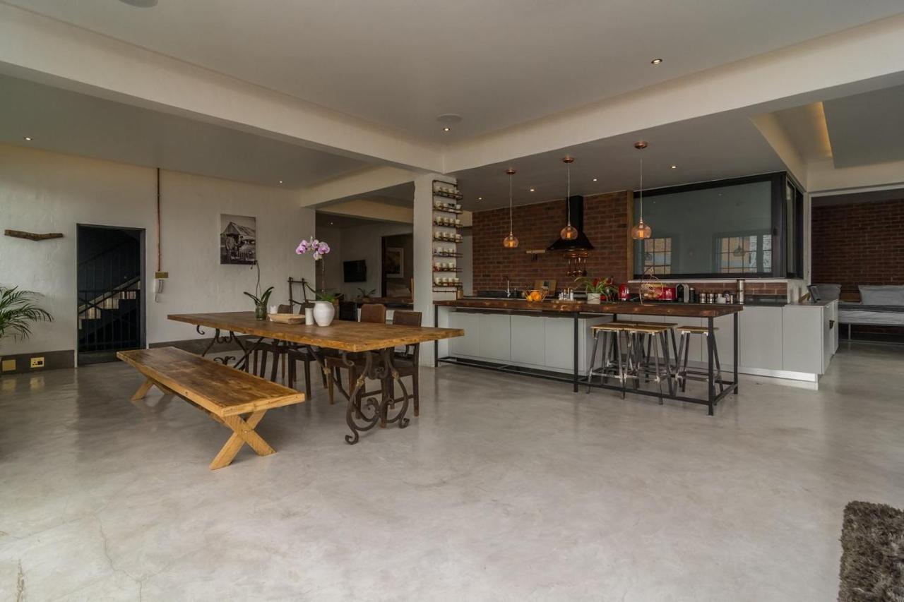 12 Decades Art Hotel Johannesburg Dış mekan fotoğraf